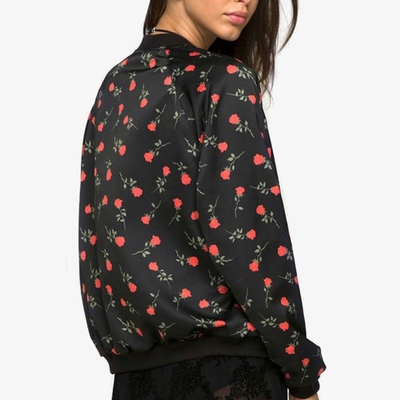 Motel Bed of Roses Bomber Jacket - Picture 4 of 5